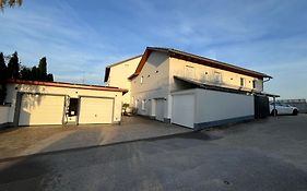 Ferienwohnung Villa Bachfischer